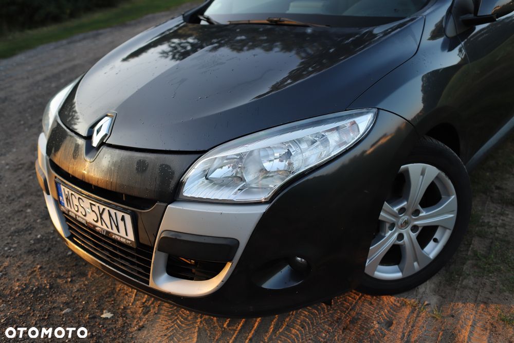 Renault Megane 1.9 dCi Dynamique Euro5 - 10