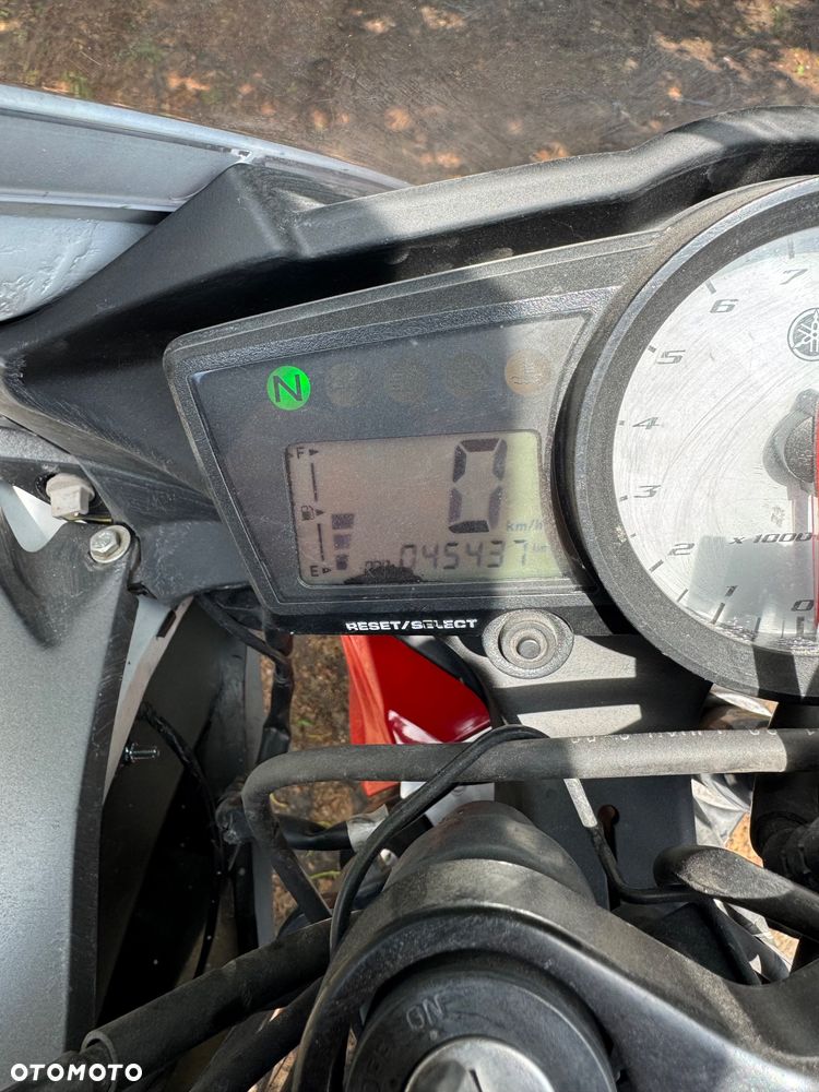 Yamaha YZF - 7
