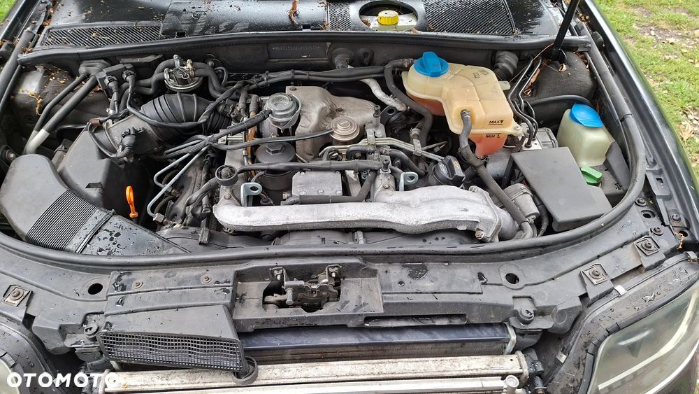 Audi A6 Avant 2.5 TDI - 15