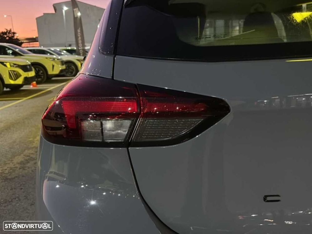 Opel Corsa 1.2 T Edition - 18