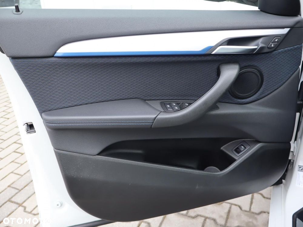 BMW X2 sDrive18i - 17