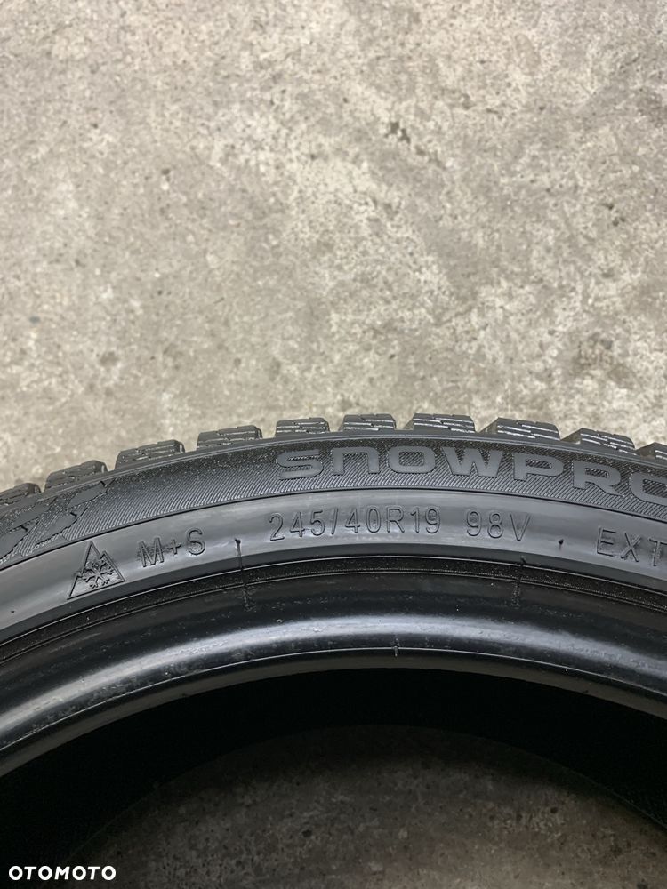2x Opony Nokian 245/40 R19 98v Snowproof 1 - 6