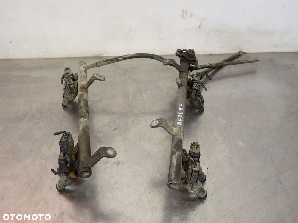 LISTWA WTRYSKOWA JEEP GRAND CHEROKEE I - 2