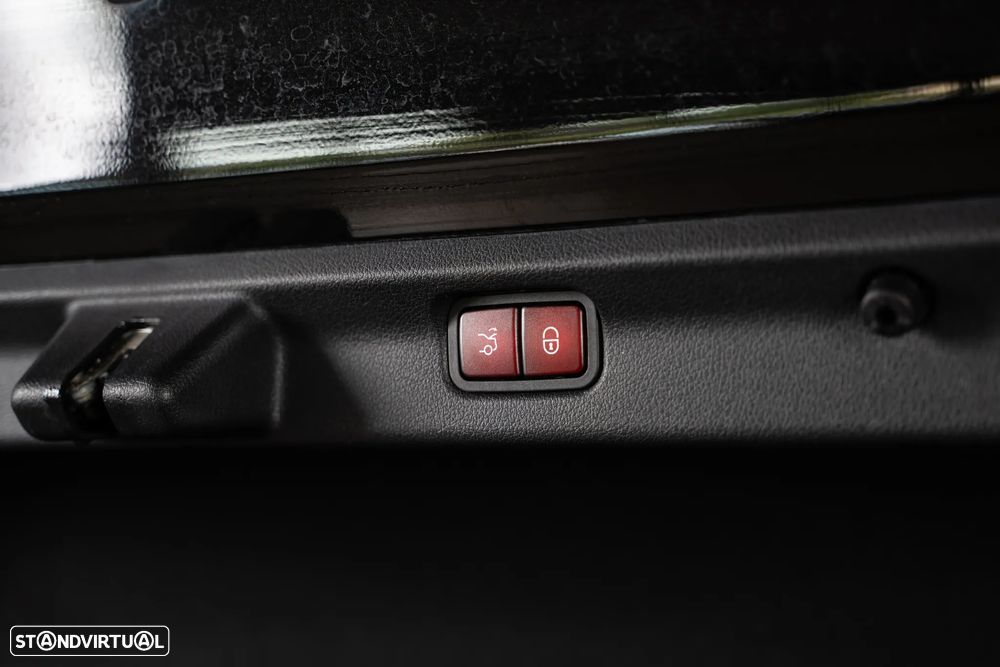 Mercedes-Benz EQE 53 AMG 4Matic+ - 56