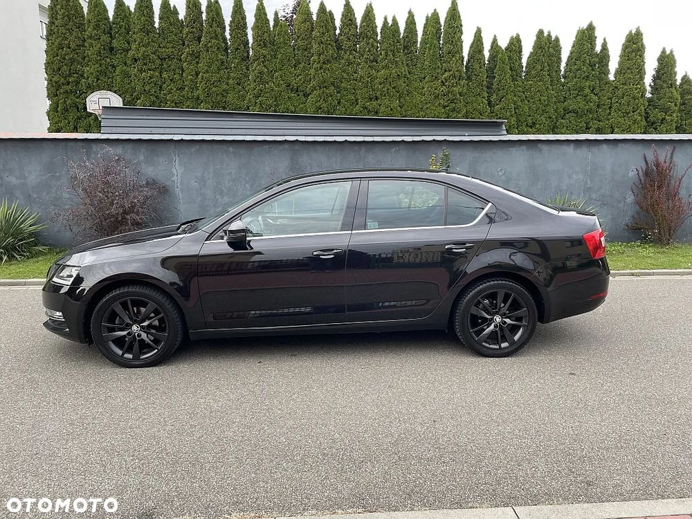 Skoda Octavia 2.0 TDI Style DSG - 6