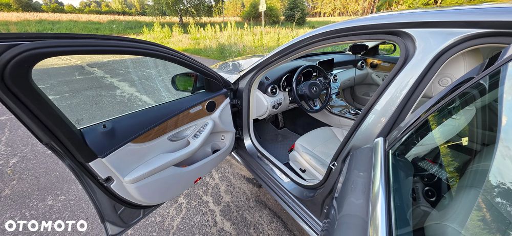 Mercedes-Benz Klasa C 200 7G-TRONIC - 12