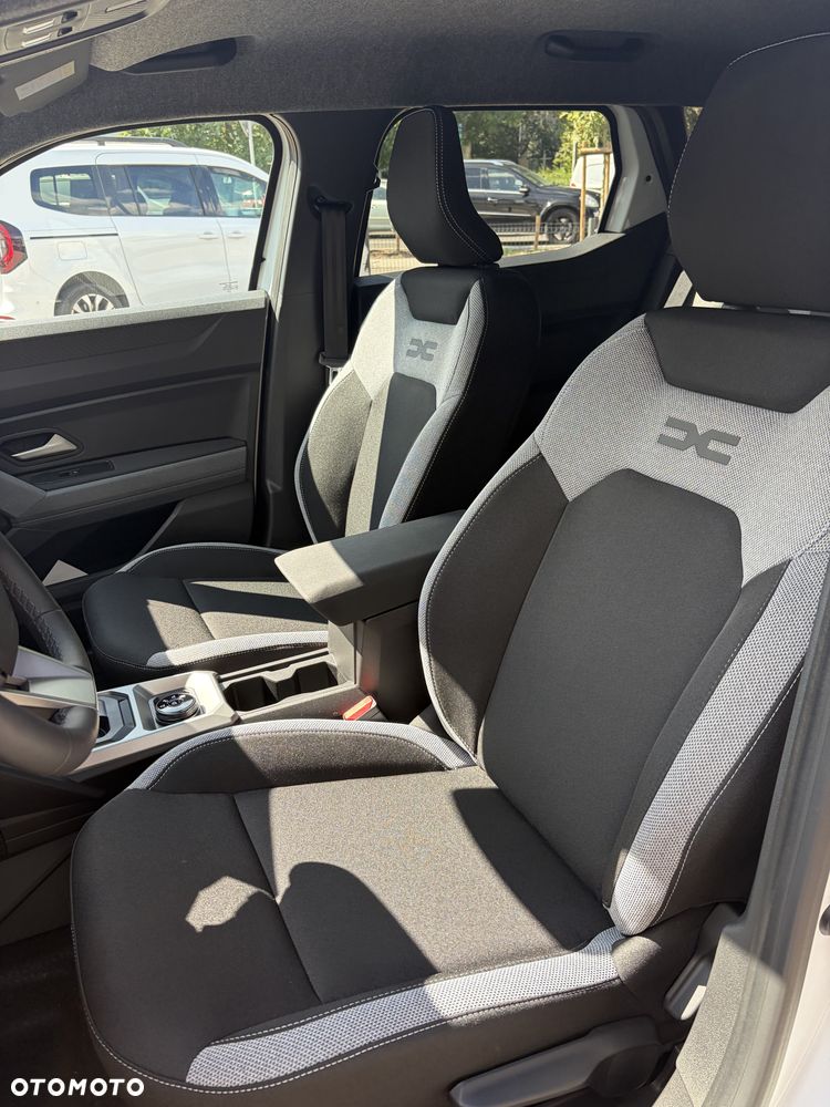 Dacia Bigster 1.2 TCe Hybrid-G 150 Journey 4x4 - 18