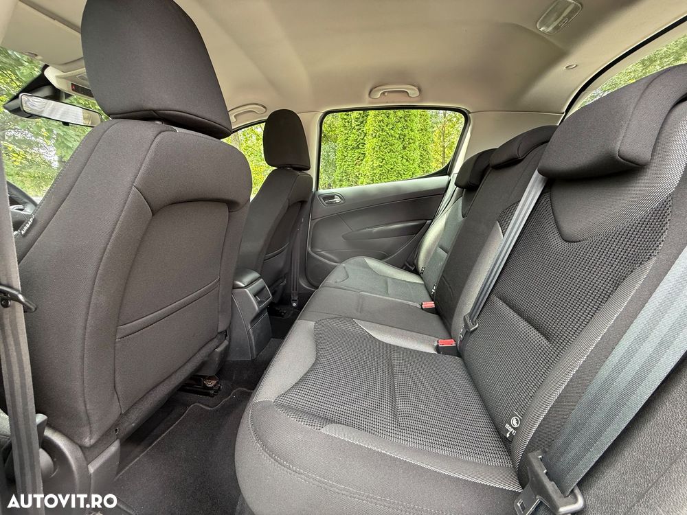 Peugeot 308 - 12