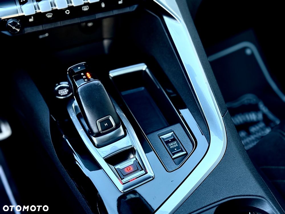 Peugeot 5008 2.0 BlueHDI GT S&S EAT8 - 34