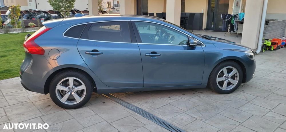 Volvo V40 - 13