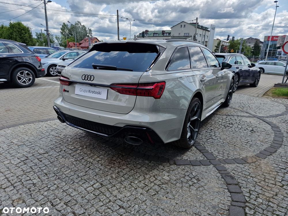 Audi RS6 Avant - 7