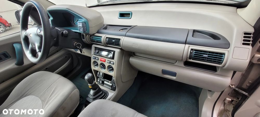 Land Rover Freelander - 40
