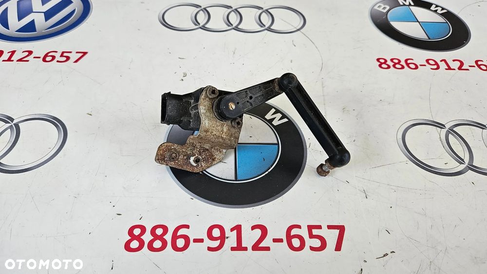 BMW 5 E60 E61 Czujnik poziomowania świateł xenon tył prawy 1093697 - 4