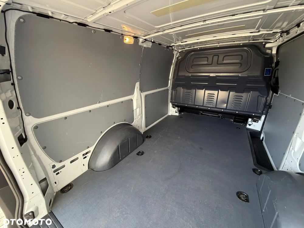 Mercedes-Benz Vito 116 CDI Furgon Długi - 19