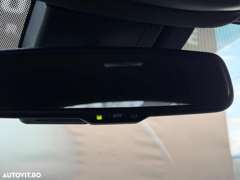 Toyota C-HR Hybrid Team Deutschland - 14