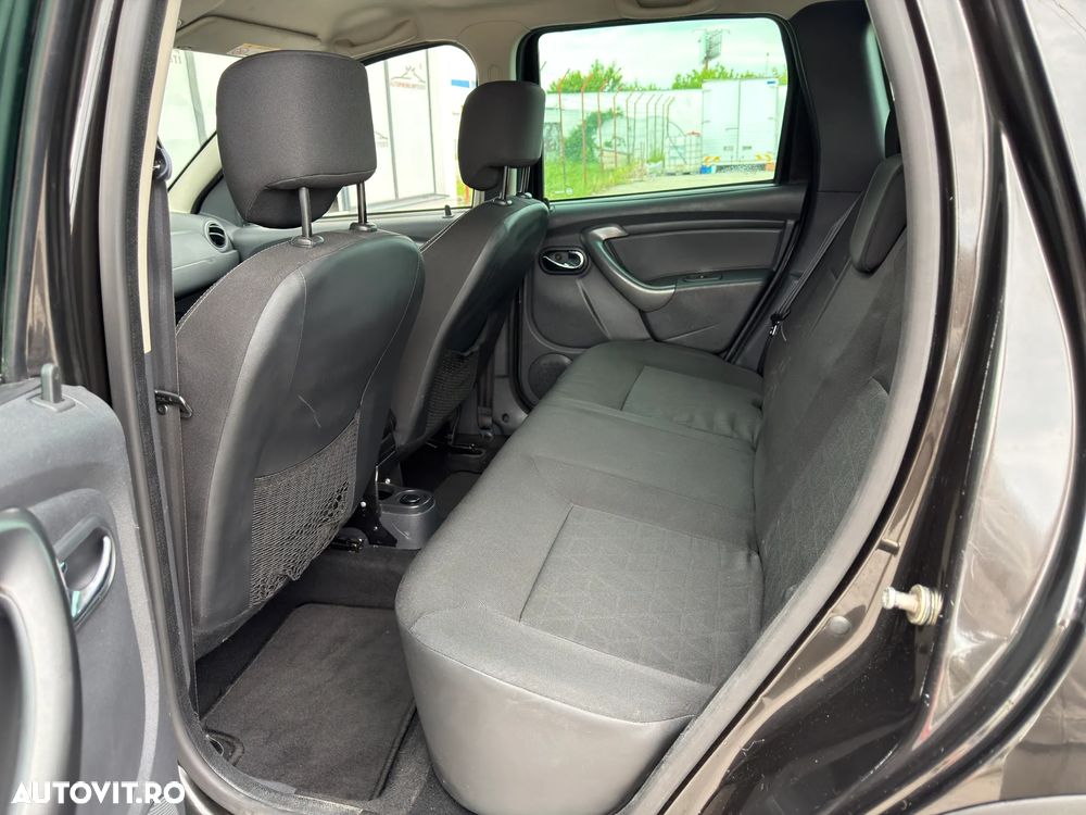 Dacia Duster 1.6 4x2 Prestige - 17