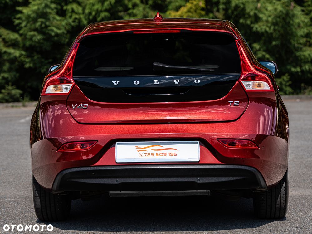 Volvo V40 T2 Drive-E Momentum - 17