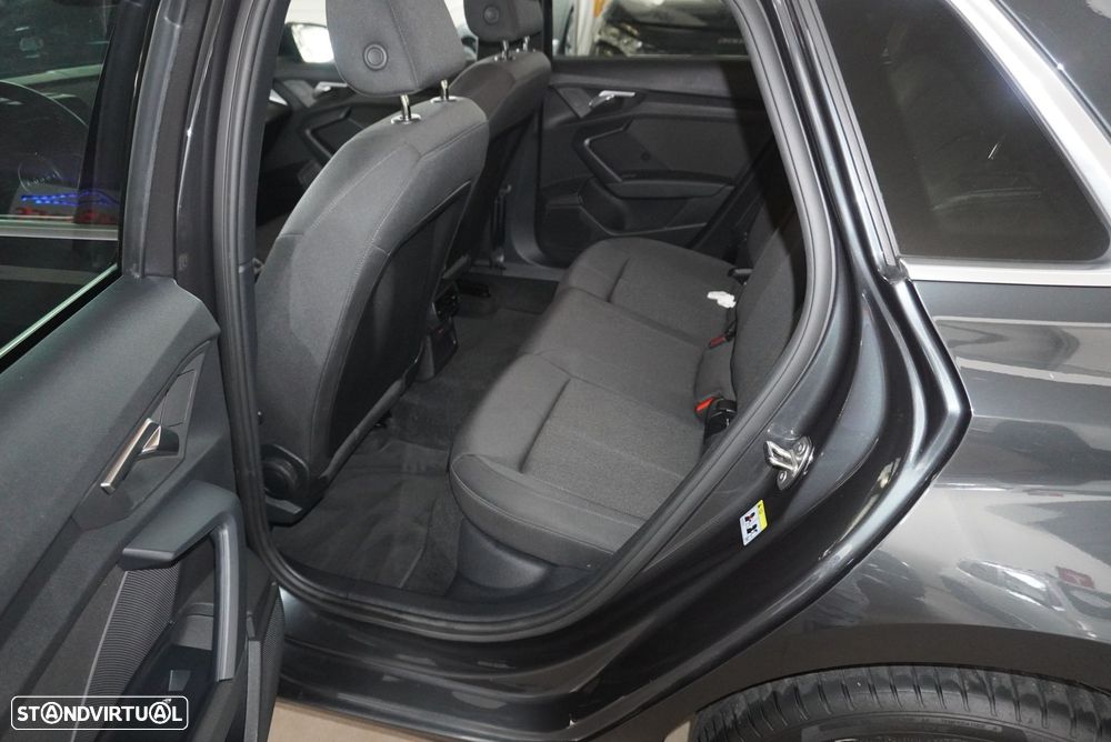 Audi A3 Sportback 30 TDI S tronic - 9
