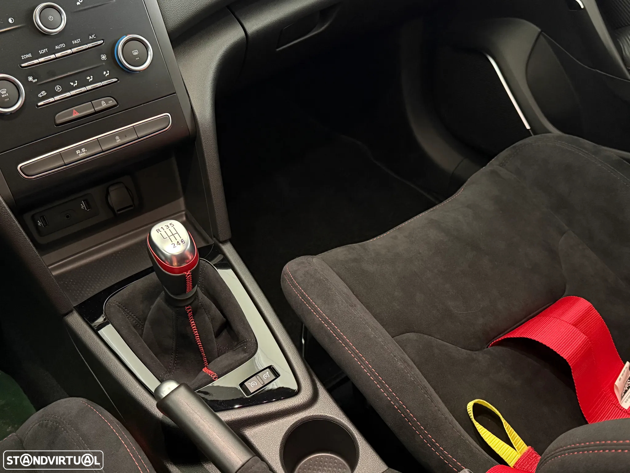 Renault Mégane 1.8 TCe R.S. Trophy R - 56