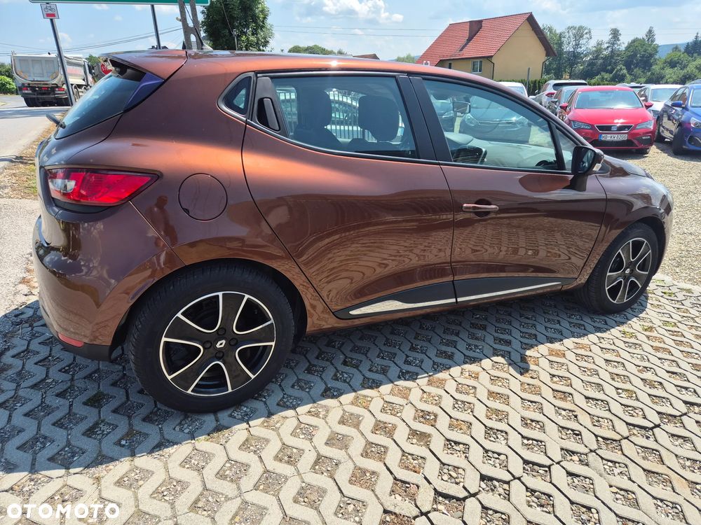 Renault Clio 1.2 16V 75 Authentique - 7
