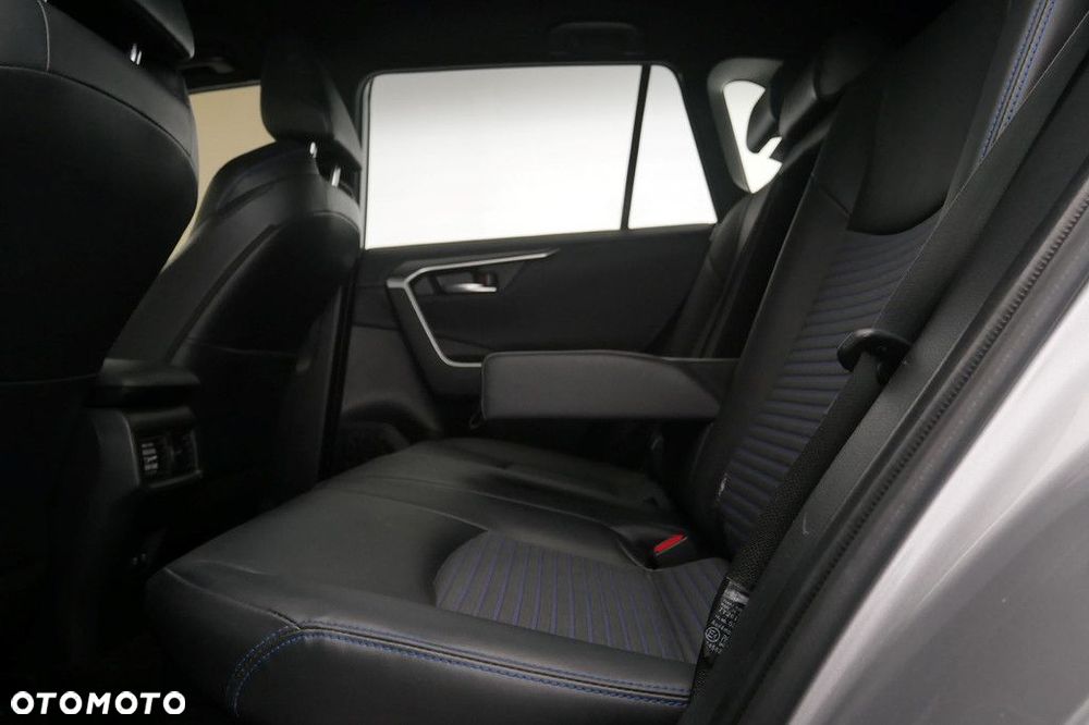 Toyota RAV4 - 15
