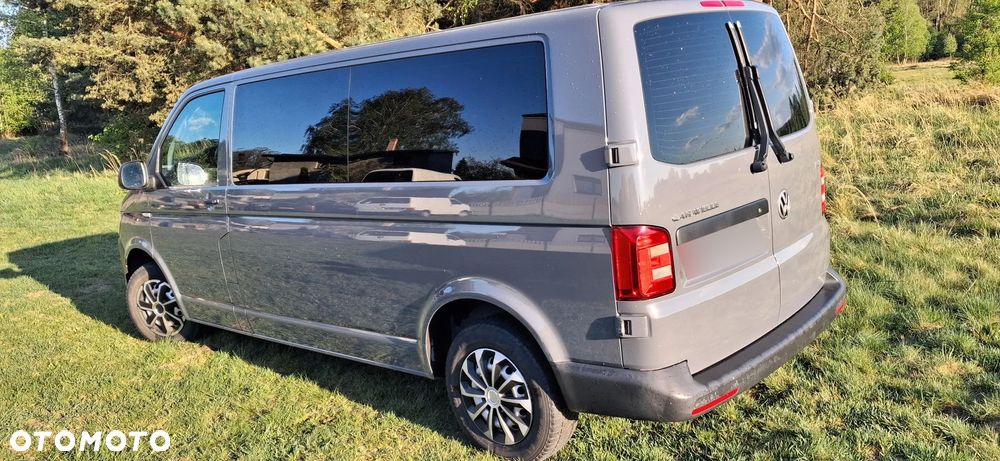 Volkswagen Caravelle - 2