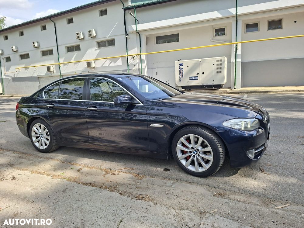 BMW Seria 5 530d xDrive Sport-Aut. Modern Line - 2