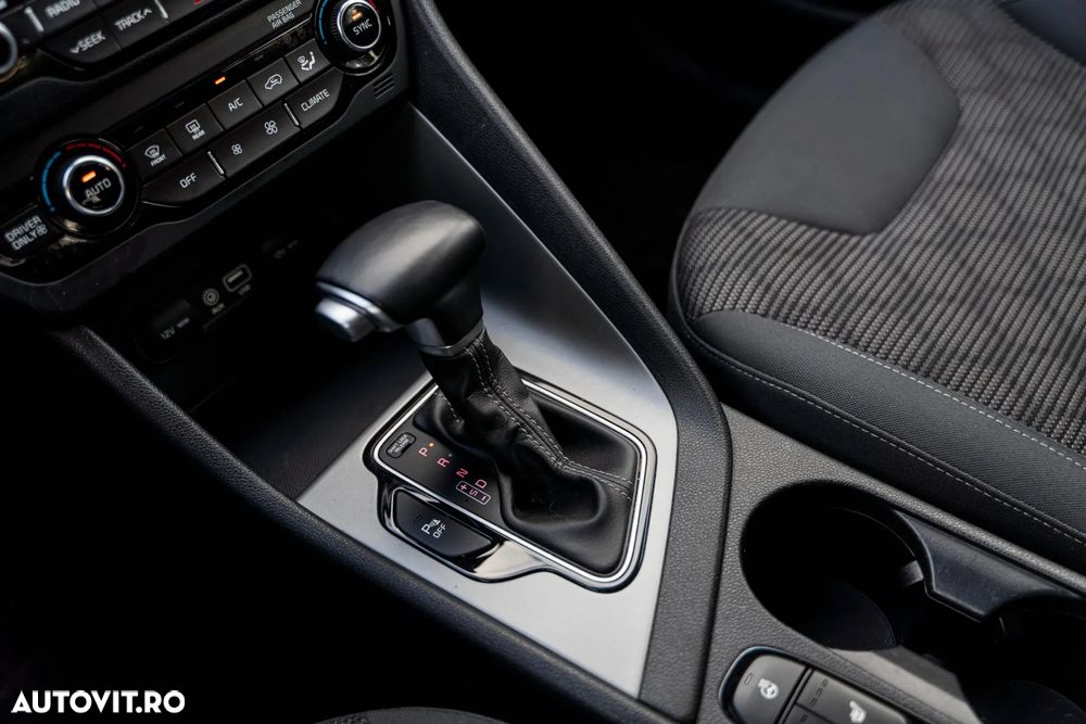 Kia Niro 1.6 GDI HEV 2WD OPF Aut. Spirit - 22