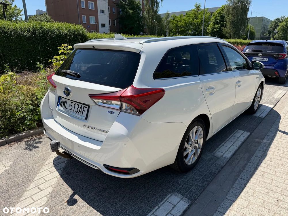 Toyota Auris - 11