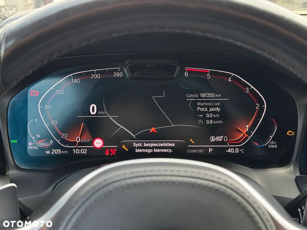 BMW Seria 3 330d xDrive M Sport - 10