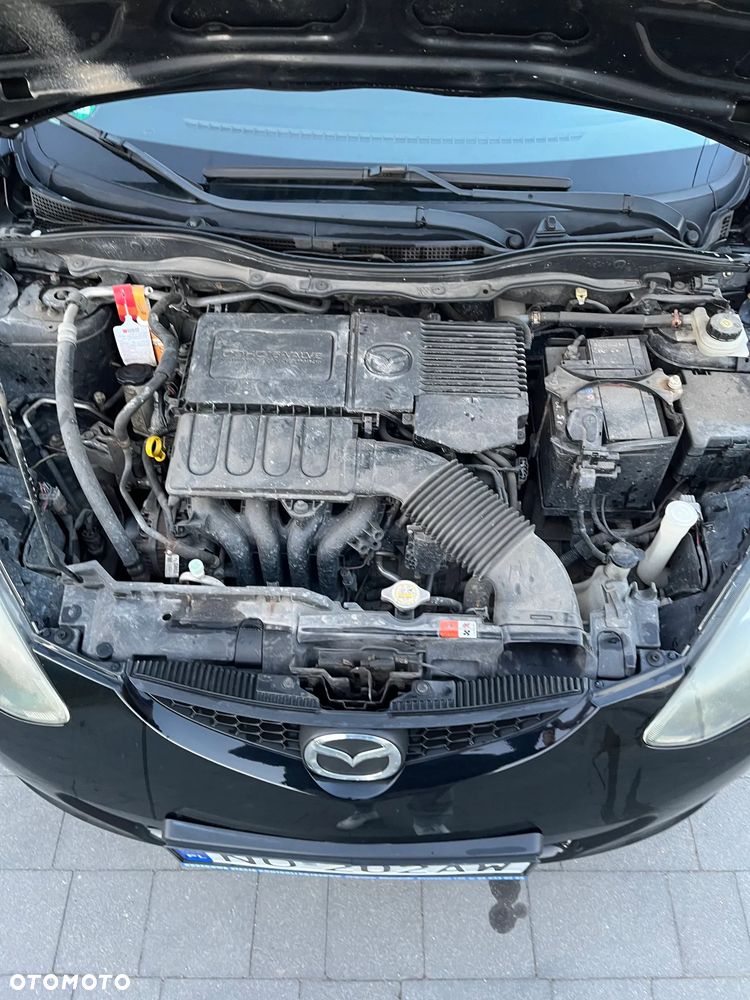 Mazda 2 - 11