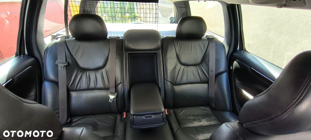 Volvo V70 2.4D5 - 11
