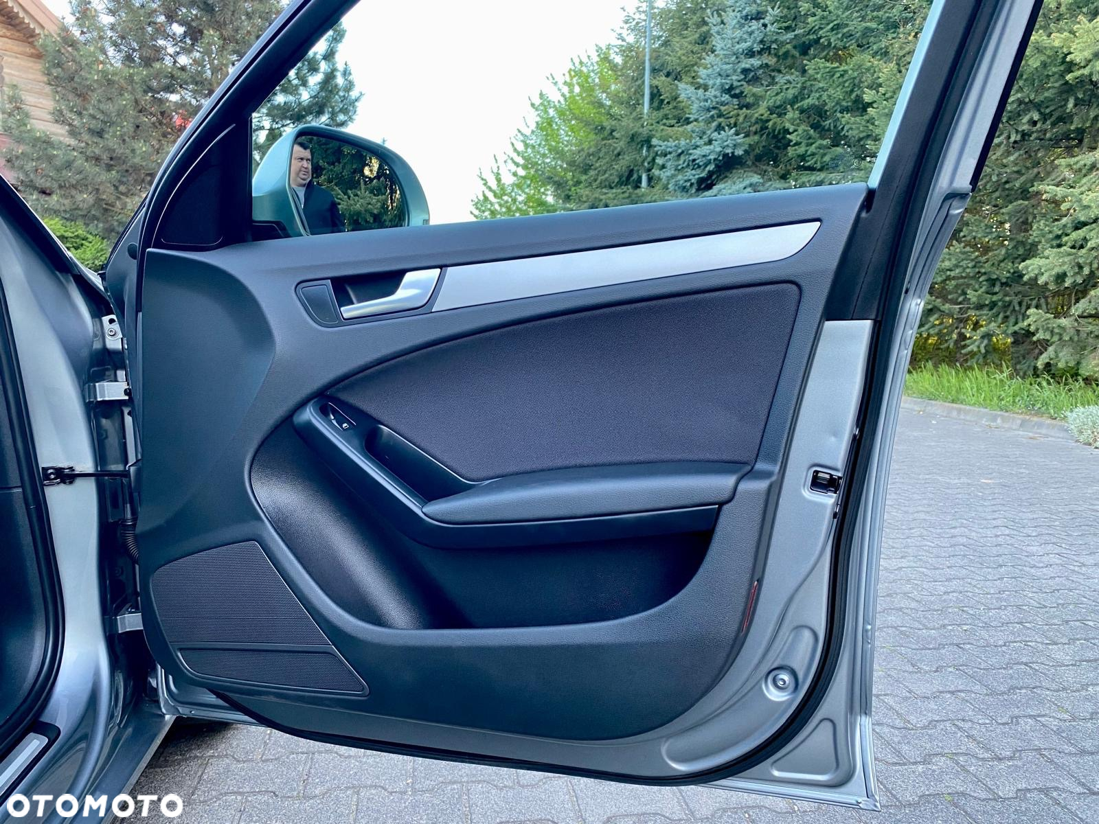 Audi A4 Avant 2.0 TDI DPF Ambiente - 23