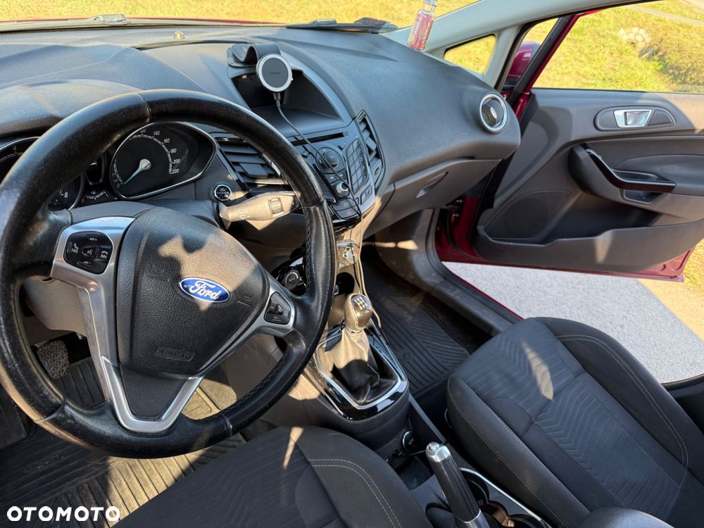 Ford Fiesta - 7