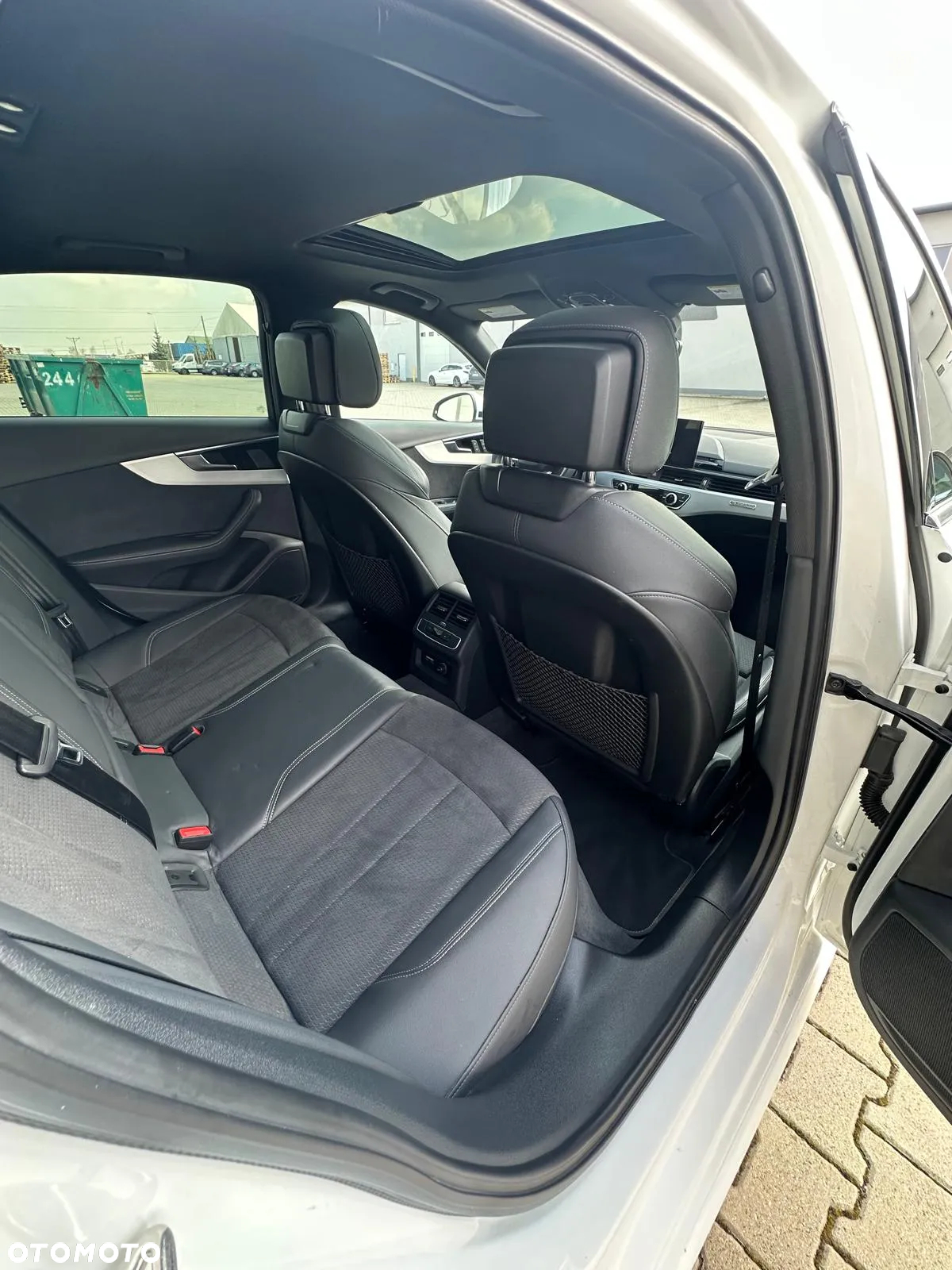 Audi A4 45 TFSI quattro S tronic - 11