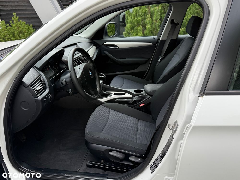 BMW X1 xDrive20d - 11
