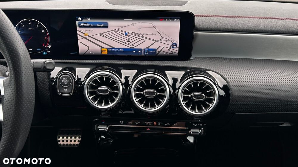 Mercedes-Benz CLA 200 mHEV AMG Line 7G-DCT - 18