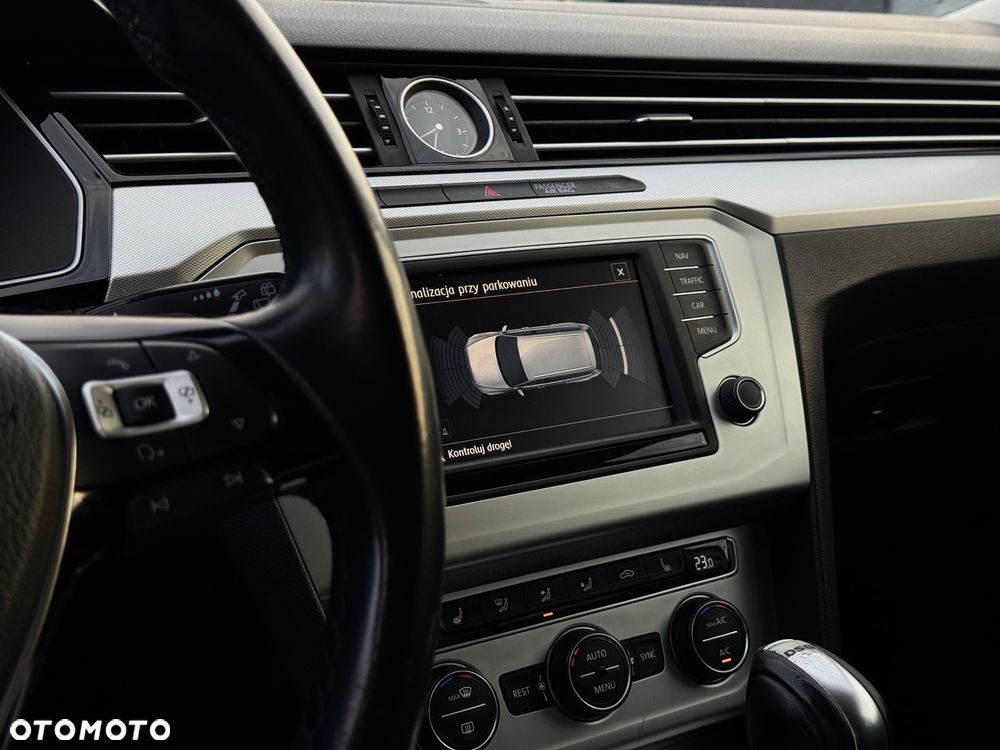 Volkswagen Passat 2.0 TDI BMT Comfortline DSG - 14