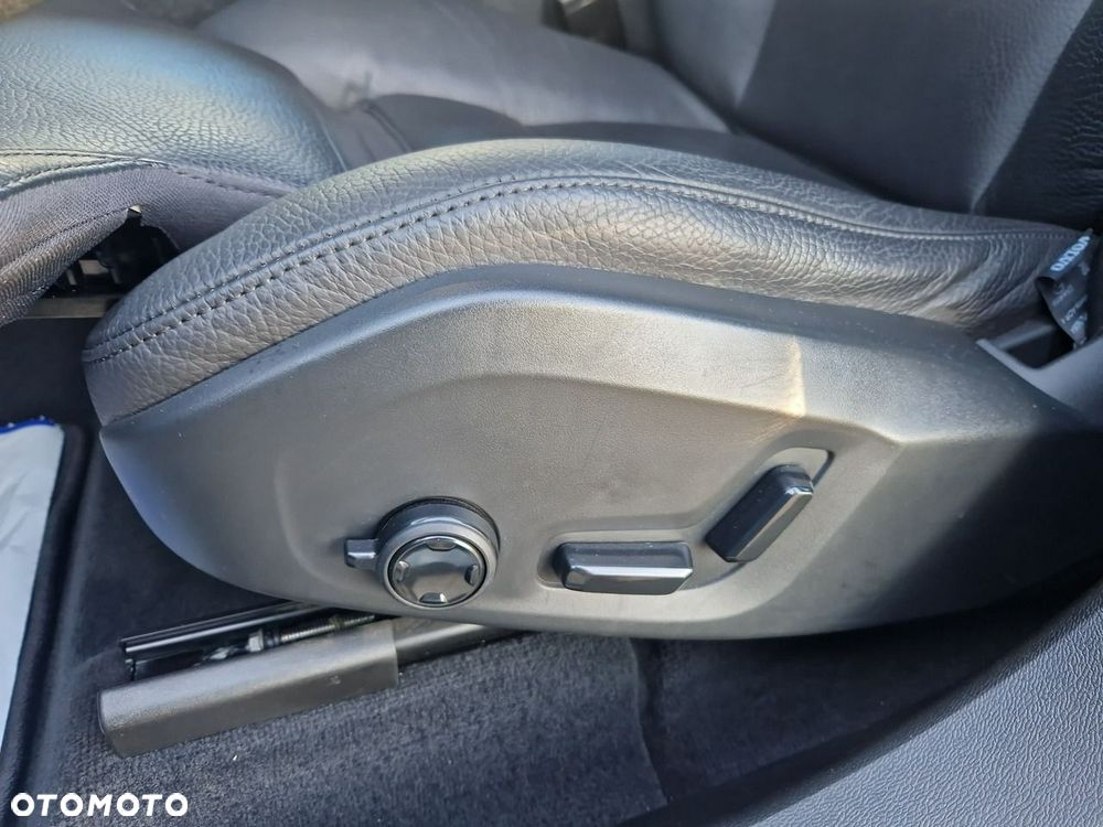 Volvo XC 60 - 13
