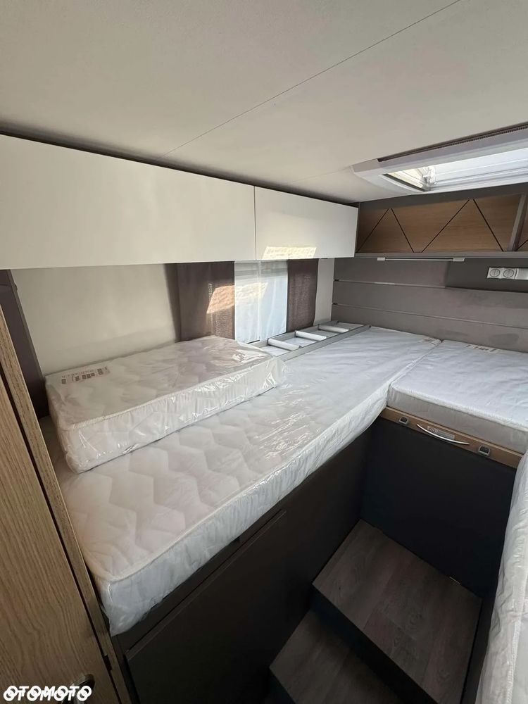 LMC Tourer Lift H730G - Kamper o DMC 3500kg dla 5ciu osób! - 25