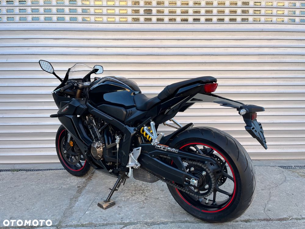 Honda CBR - 8