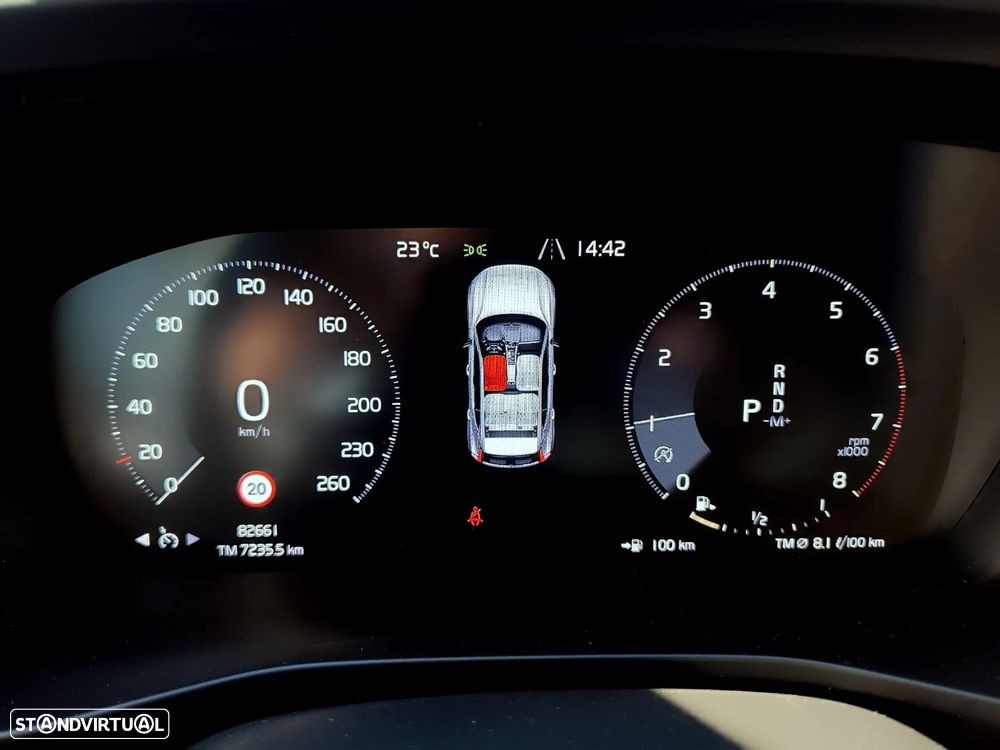 Volvo XC 40 1.5 T3 Momentum Plus Geartronic - 10