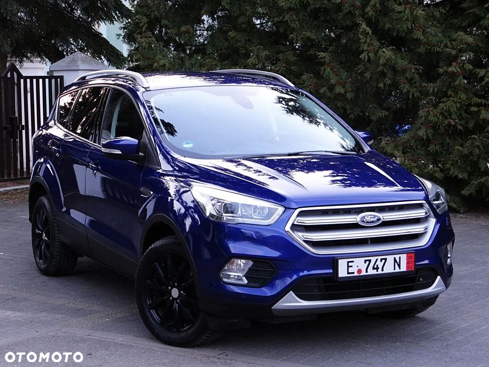 Ford Kuga 1.5 EcoBoost 2x4 Titanium - 2