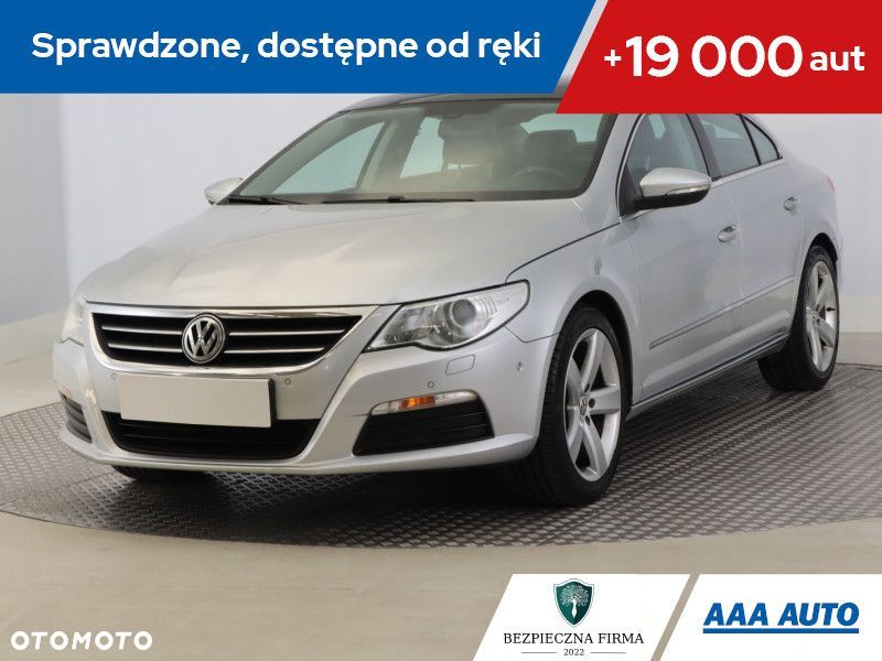 Volkswagen Passat CC - 2