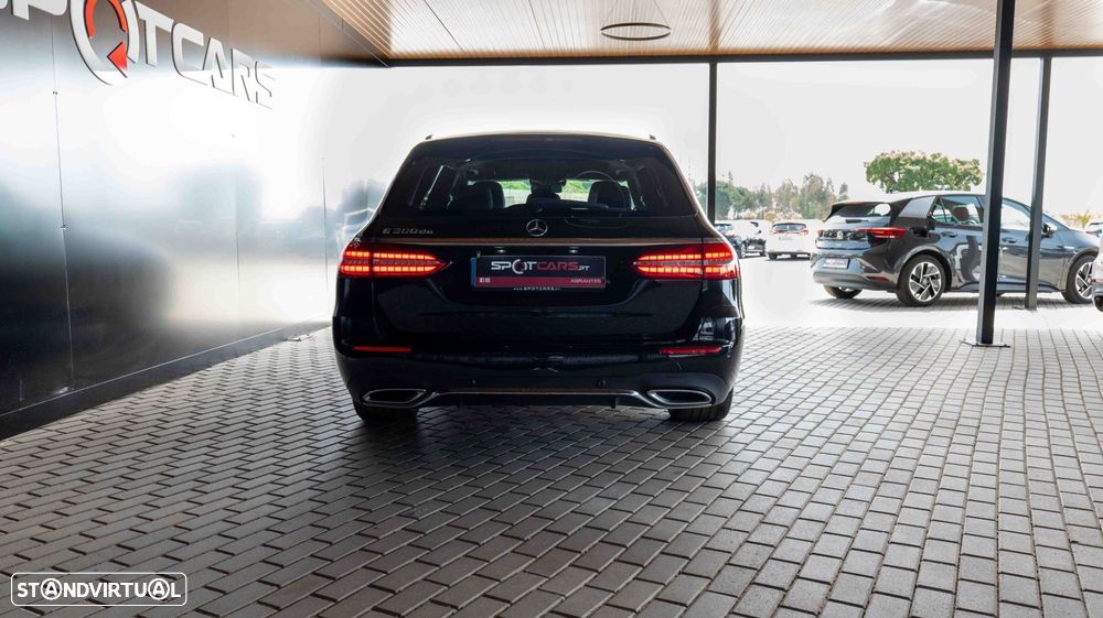 Mercedes-Benz E 300 de AMG Line - 6