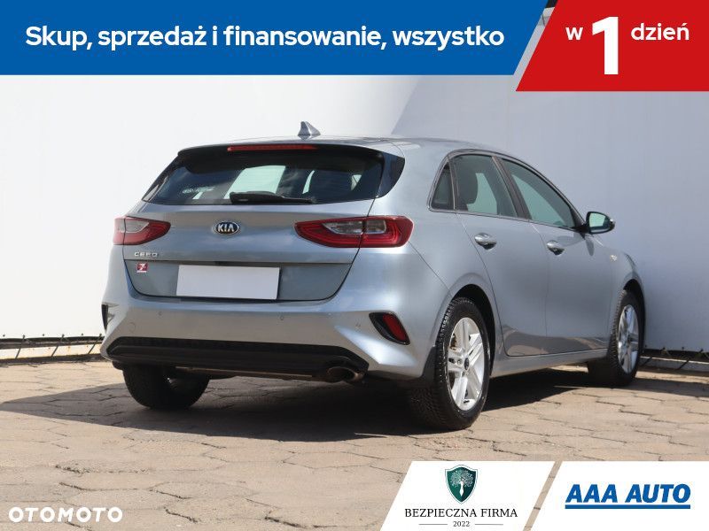 Kia Ceed - 7