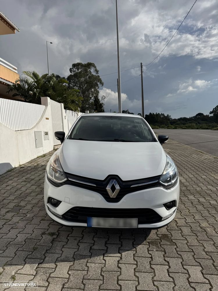Renault Clio 0.9 TCe Limited Bi-Fuel - 1