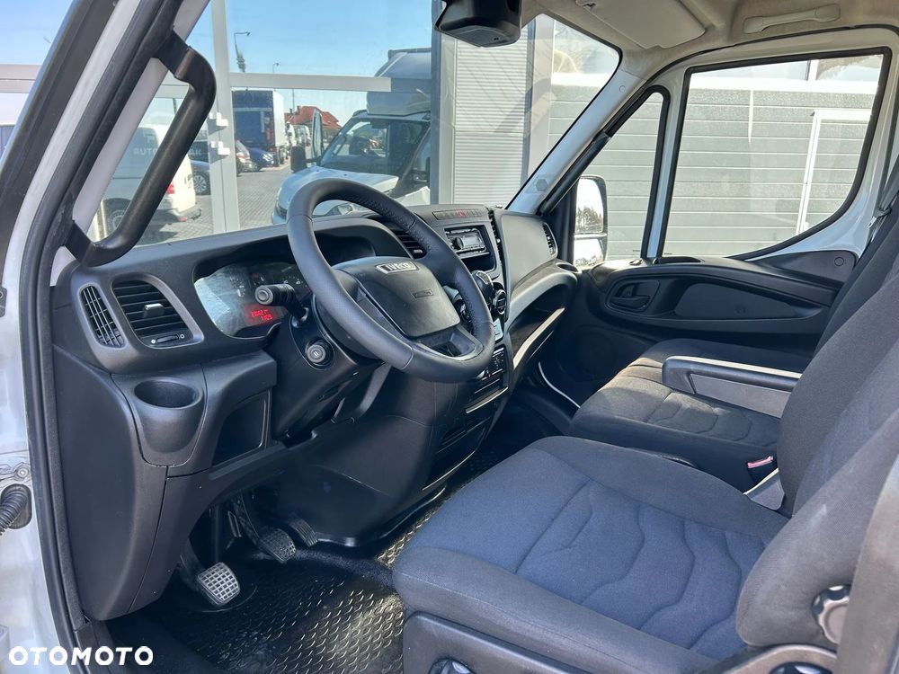 Iveco Daily 70C15 3.0 HPI Kontener 10 palet + winda 1500kg **Climatronic**Sprowadzony**2017R** - 7