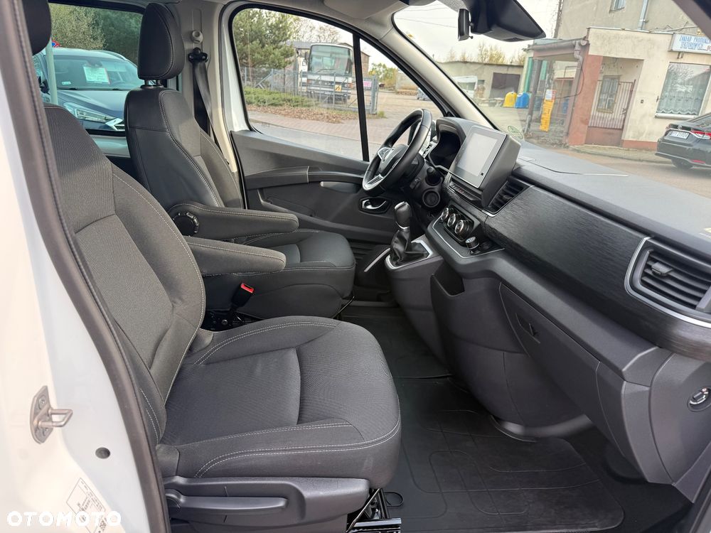 Renault Trafic 2.0 dCi Escapade EDC - 11