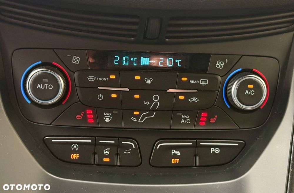 Ford Kuga 2.0 TDCi AWD ST-Line - 35